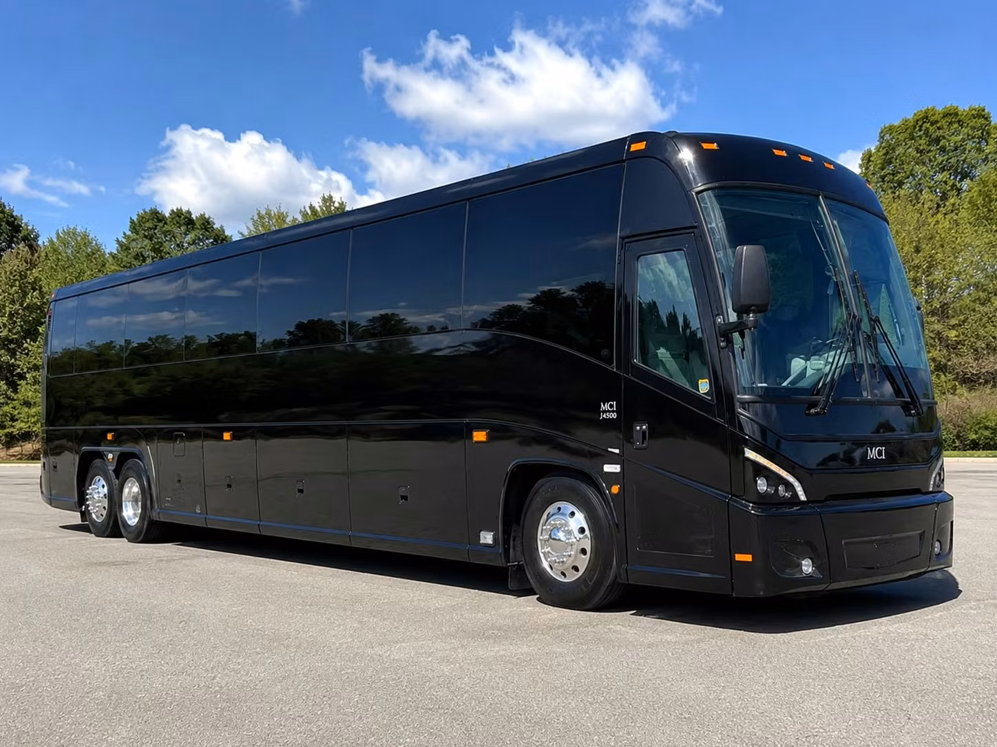 raleigh charter bus rental fleet